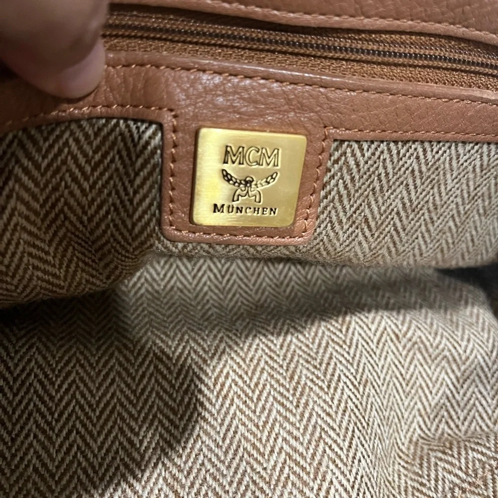 MCM TEENIE WEENIE TAN LEATHER BAG - Picture 9 of 10